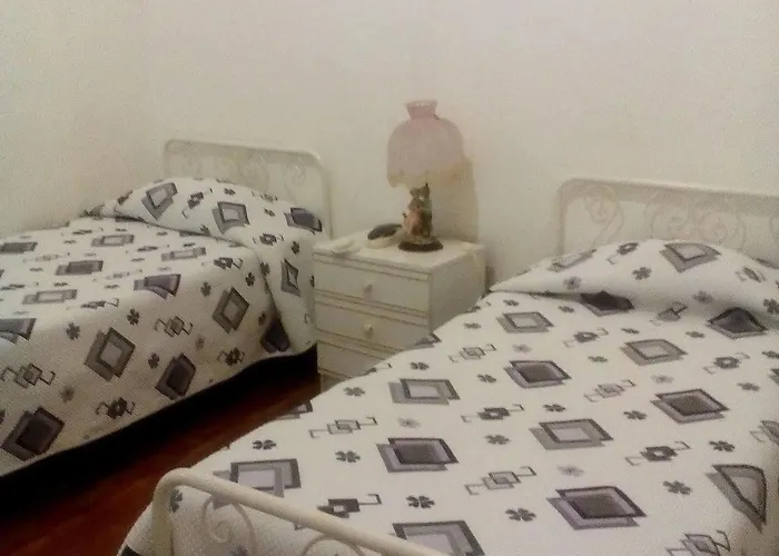 Pensao Sao Joao Da Praca Hostel