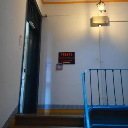 Hostel Pensao Sao Joao Da Praca *