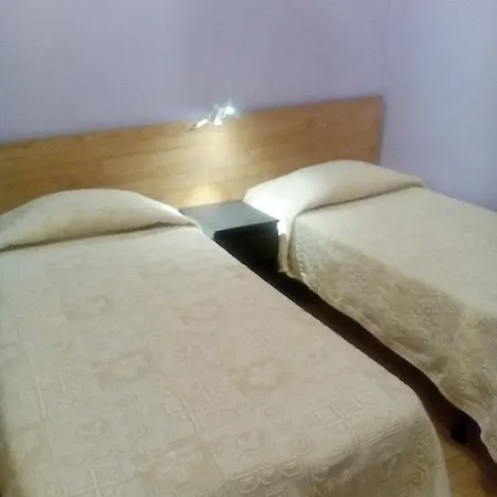 Hostel Pensao Sao Joao Da Praca *