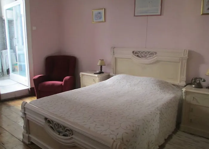 Hostel Pensao Sao Joao Da Praca