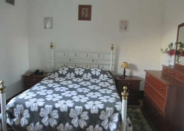 Hostel Pensao Sao Joao Da Praca *
